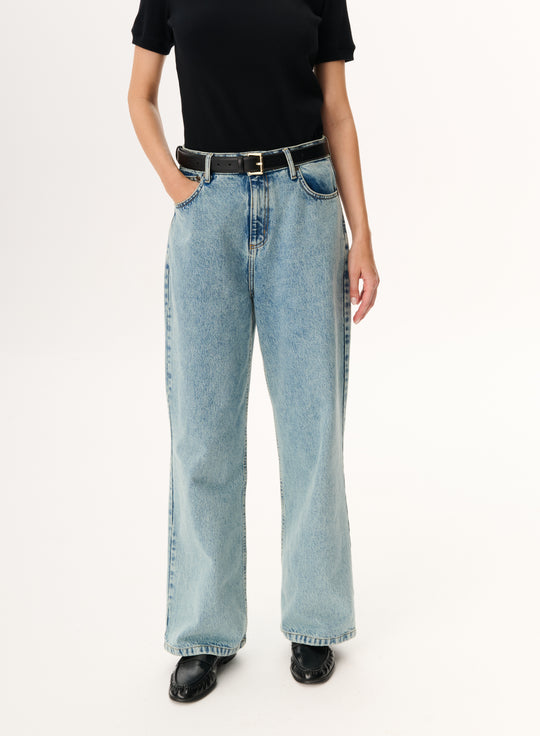 Jeansy typu boyfriend w kolorze vintage jasnoniebieskim - Brie
