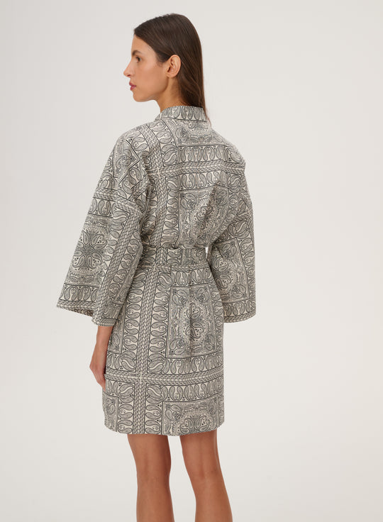 Kimono z bawełny we wzór bandany w kolorze ecru - Liu