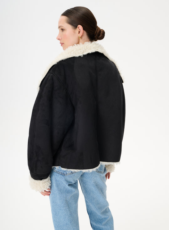 Cropped reversible faux leather shearling jacket - Monte