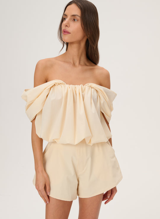 Butter-colored trapeze-cut ortalion shorts - Naomi