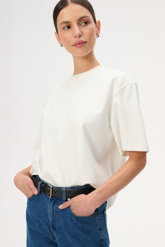 Loose-fitting white T-shirt - Tate