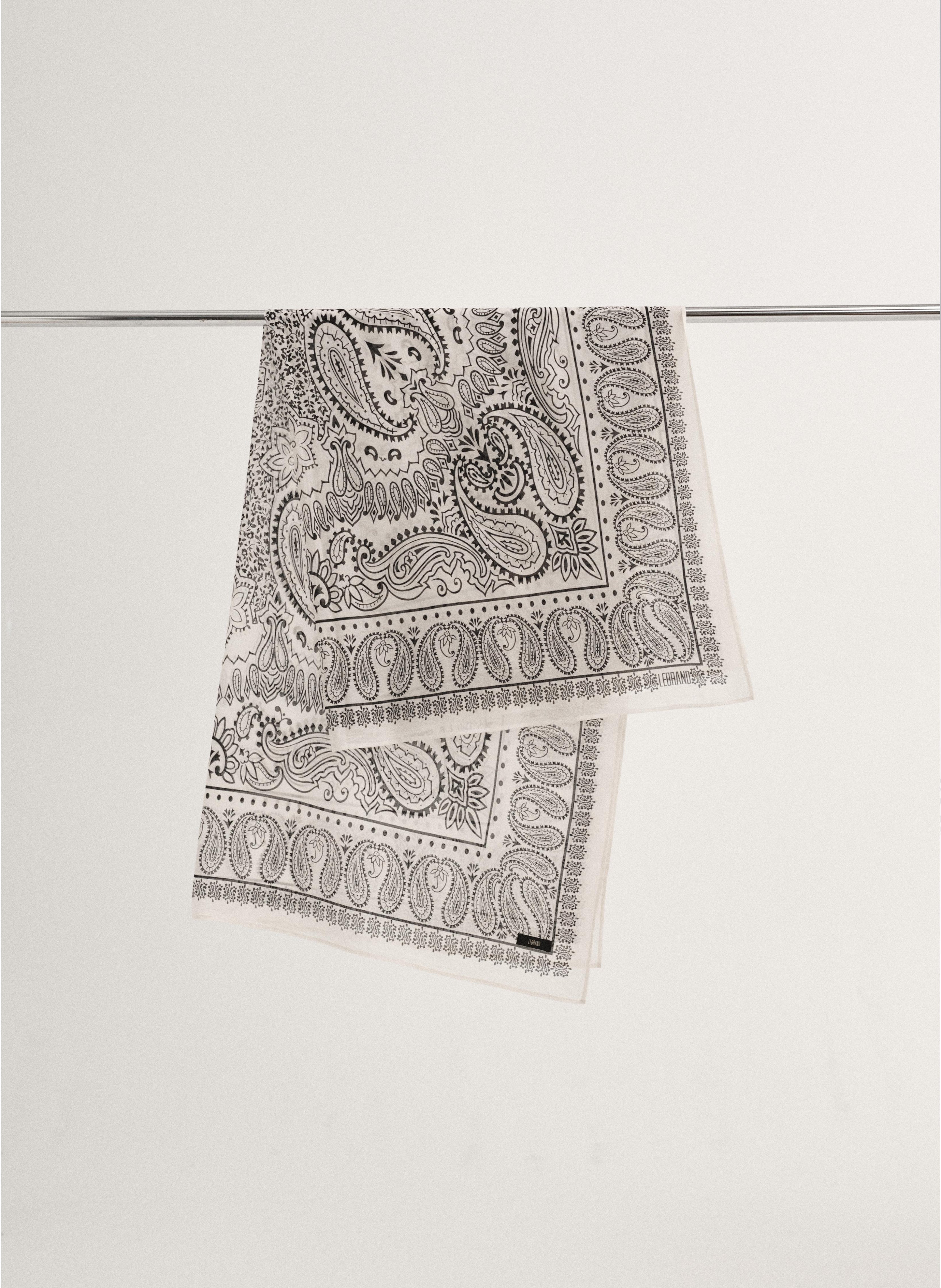 Ecru Bandana Print Pareo