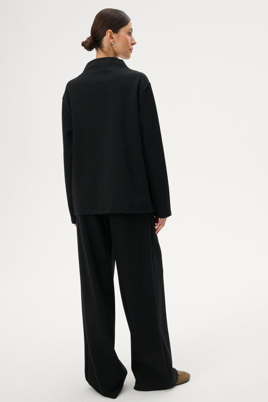 Black Sweatshirt Turtleneck - Allison