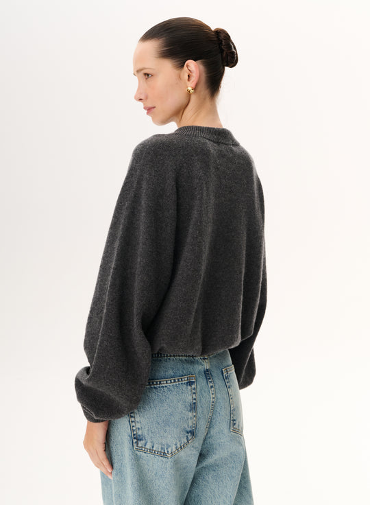 Sweter z wełny merino crewneck classic w kolorze ciemnoszarym- Beth