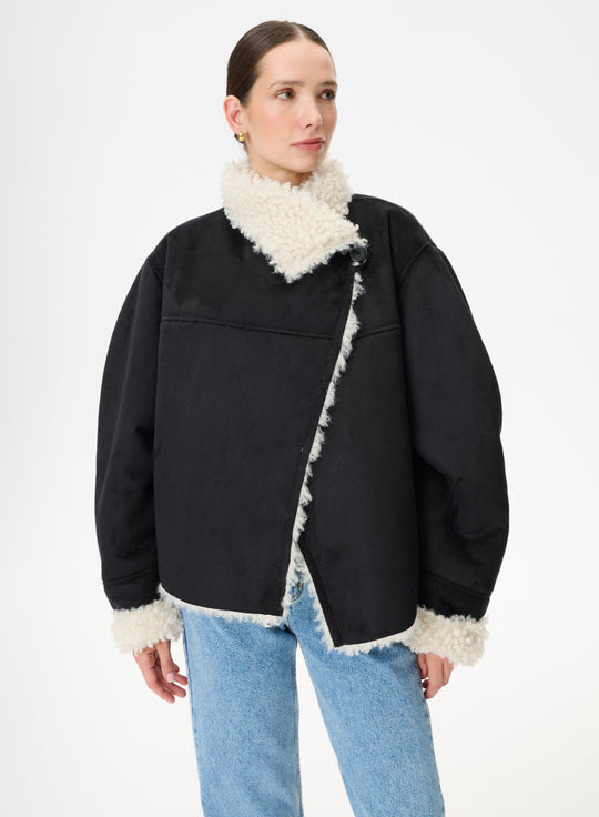Cropped reversible faux leather shearling jacket - Monte