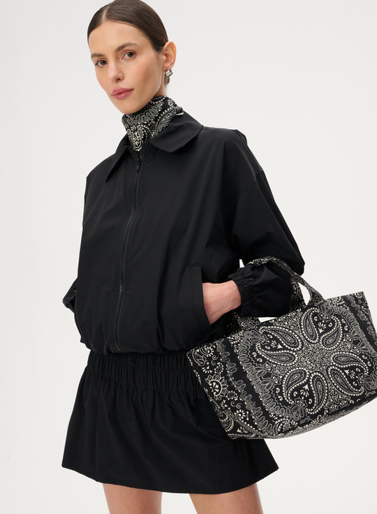 Torba mini typu shopper czarna z printem - Mia