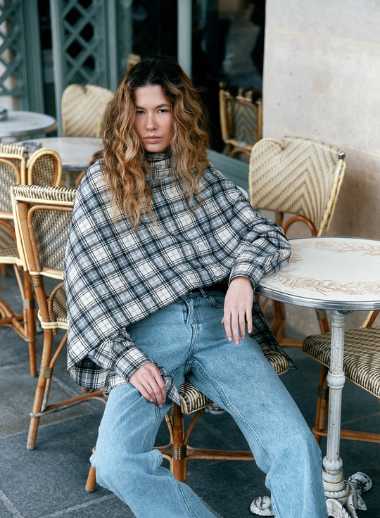 Oversized shirt set with a grey plaid scarf - Larsa